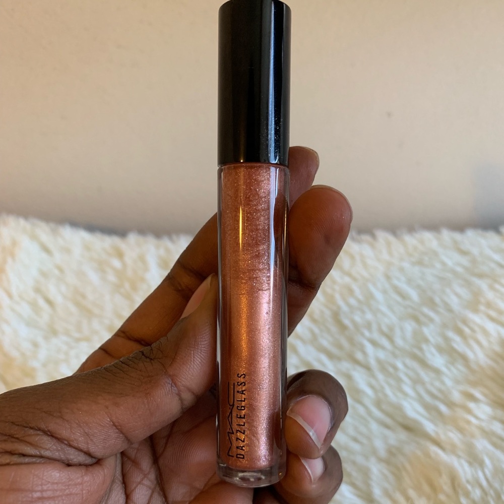 Mac dazzlelipgloss in prancing dancing✨💋🔥